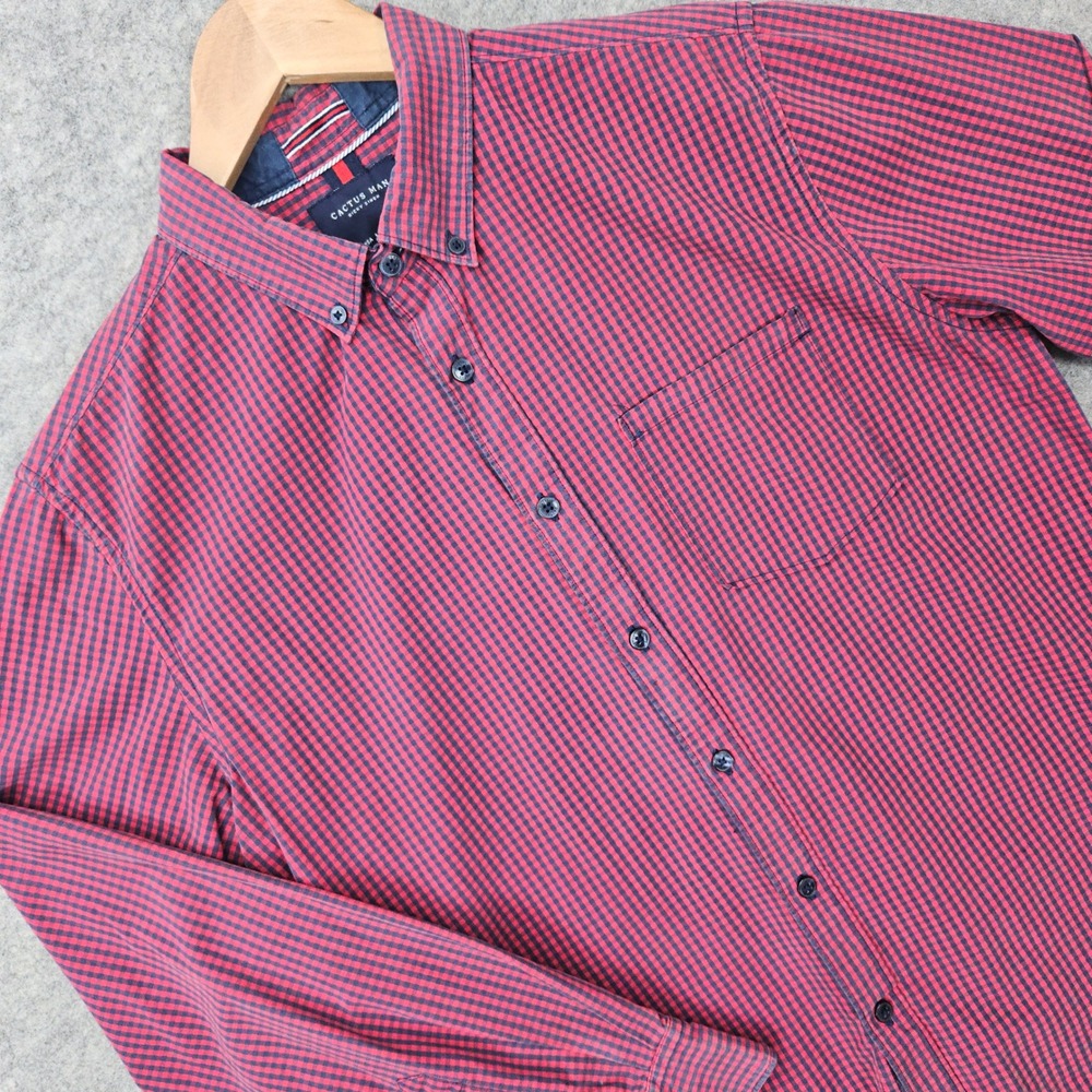 Cactus Man Button Down Shirt Men's Medium Red Navy Gingham Slim Fit Long‎ Sleeve